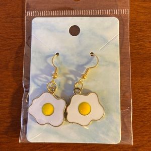 Egg earrings